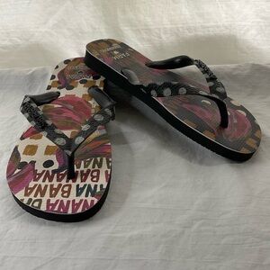 Havaianas FARM Rio banana polka dot flip flops size 6 NWT